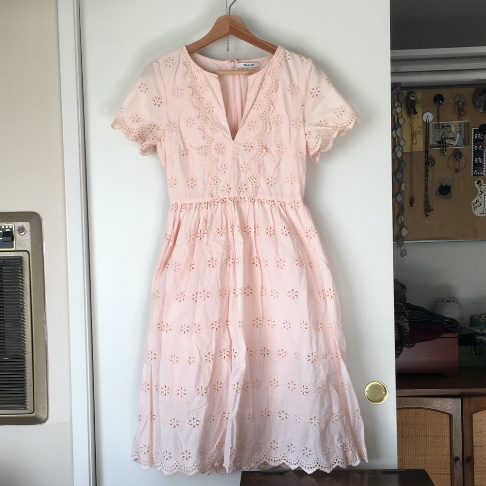 EUC Madewell Scalloped Eyelet Midi Dress in Pale Pink